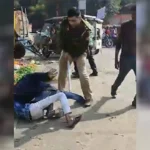 UP : बाल खींचा, रॉड से पीटा… कानपुर पुलिस के दारोगा ने बीच सड़क दिखाई दबंगई- Video वायरल