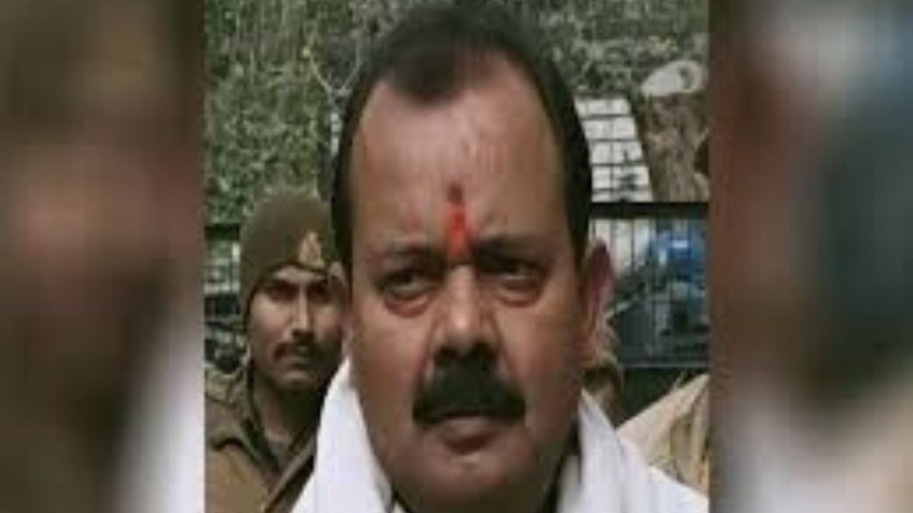 हरदोई: माफिया अनुपम दुबे की 1.94 करोड़ की संपत्ति कुर्क, प्रशासन पर देरी के आरोप