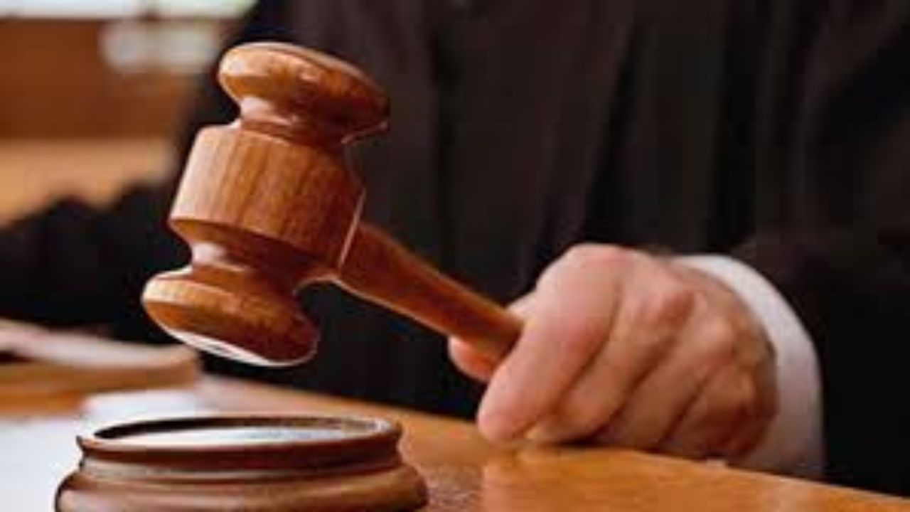 उत्तर प्रदेश में स्कूल मर्जर पर हाईकोर्ट की मुहर, 5,000 स्कूल होंगे विलयित