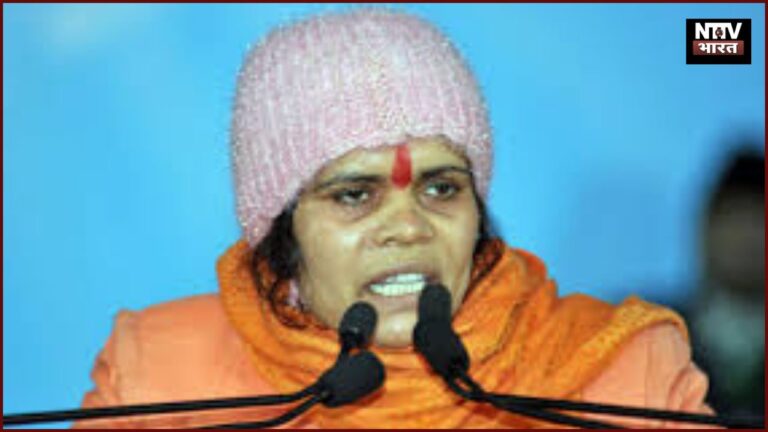 साध्वी प्राची का बयान बना सोशल मीडिया पर बवाल- “पांच-पांच बॉयफ्रेंड और अश्लील रील्स बना रही लड़कियां…